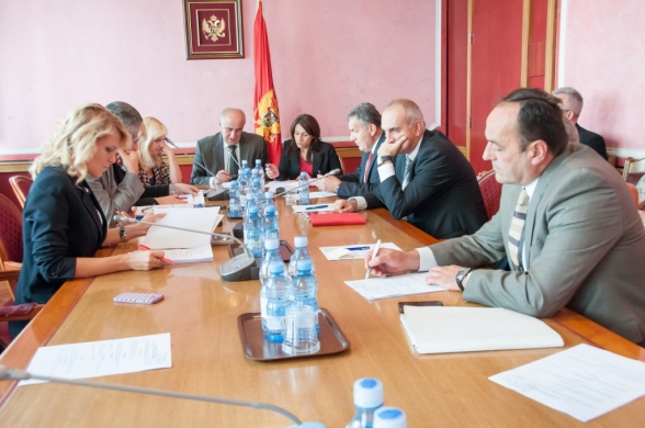 Continuation of the 28th Meeting of the Committee on Political System, Judiciary and Administration held