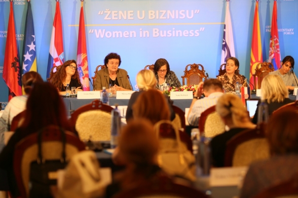 Završen XVIII cetinjski parlamentarni forum posvećen temi: „Žene u biznisu“