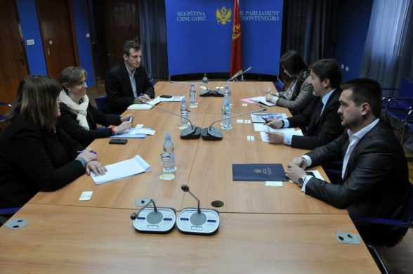 Predśednik Odbora za međunarodne odnose i iseljenike Miodrag Vuković sastao se sa generalnom sekretarkom Asocijacije agencija za lokalnu demokratiju Antonelom Valmorbidom