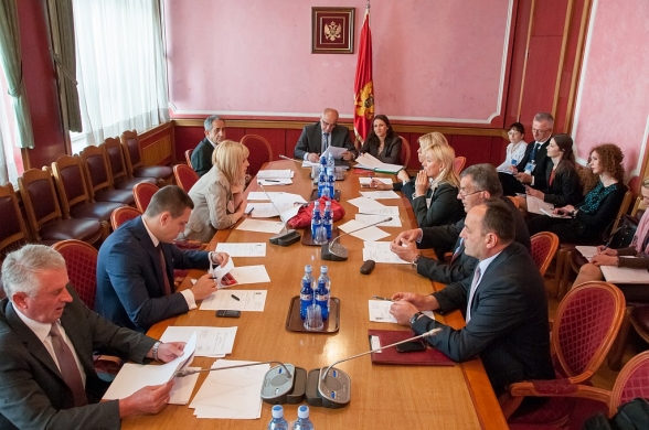 Fifteenth Meeting of the Committee on Political System, Justice and Administration held