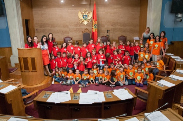 Children from kindergarten “Maša” visited the Parliament of Montenegro