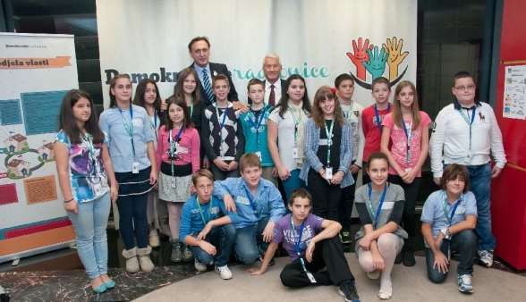 The President of the Parliament of Montenegro Mr Ranko Krivokapić and the Secretary General of the Council of Europe Mr Thorbjørn Jagland visited “Democracy Workshops” of the Parliament of Montenegro
