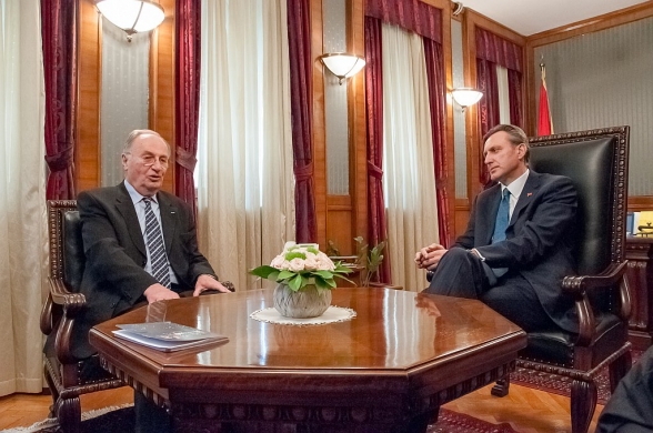 President of the Parliament of Montenegro, Mr. Ranko Krivokapić met with the Head of the ODIHR Mission, Mr. Boris Frlec