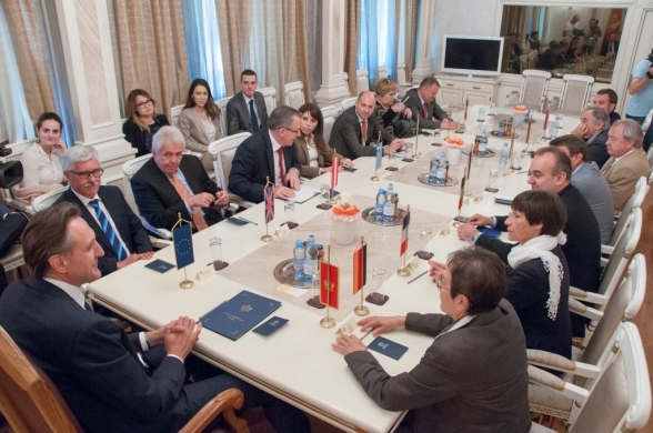 President of the Parliament hosted ambassadors of EU and USA on residential basis
