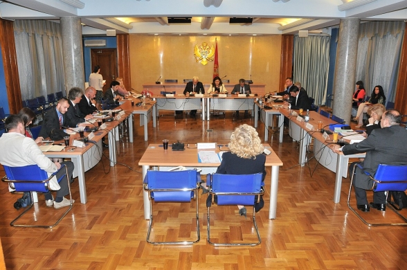 Continuation of the ninth meeting of the Committee on Human Rights and Freedoms held