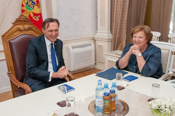 President of the Parliament of Montenegro Mr Ranko Krivokapić spoke with the Minister of Justice of the Republic of Italy Ms Anna Maria Cancellieri