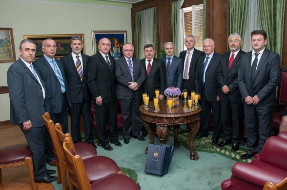 Vice President of the Parliament of Montenegro Mr Suljo Mustafić met with the management of the Association of Emigrants originally from Montenegro who live in Turkey