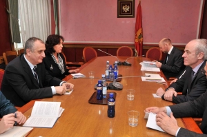 Mr. Bulatović met with Mr. Lange and Mr. Drobnič