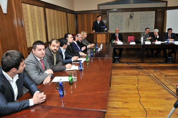 Predśednik Skupštine Crne Gore Ranko Krivokapić, otvorio na Univerzitetu Crne Gore, raspravu na temu “Ustav Crne Gore - pet godina kasnije”
