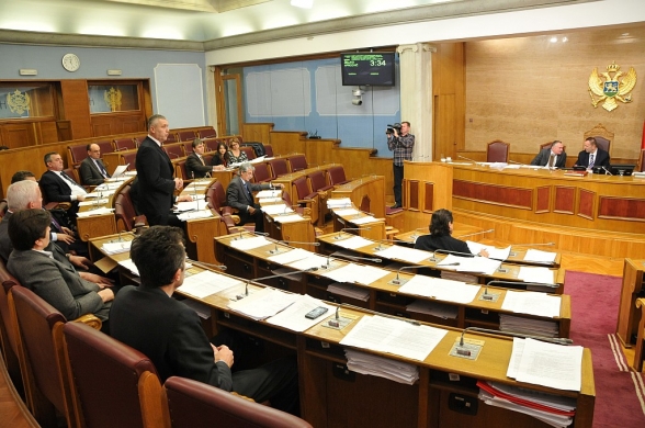 Nastavljene šesta i sedma śednica drugog redovnog zasijedanja Skupštine Crne Gore u 2013. godini