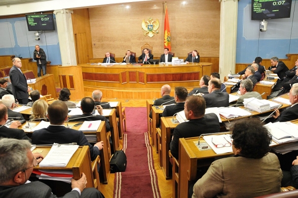 Sixth and Seventh Sitting of the Second Ordinary Session in 2013 continued