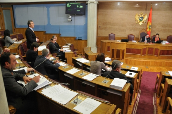 Continued - Seventh Sitting of the Second Ordinary Session of the Parliament of Montenegro in 2014 – second day