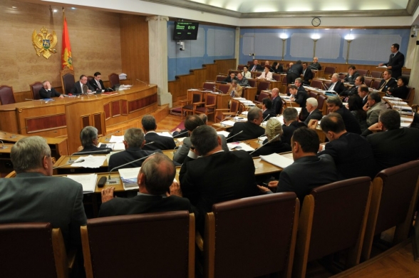 Nastavljena druga śednica drugog redovnog zasijedanja Skupštine Crne Gore u 2014. godini – peti dan