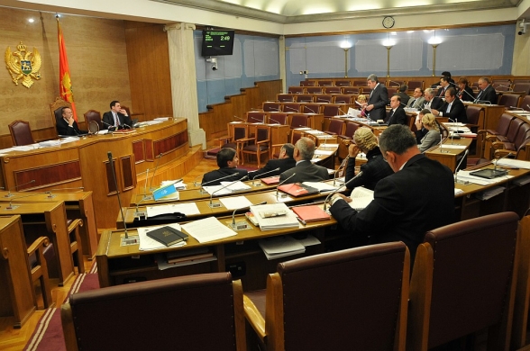 Nastavljena šesta śednica drugog redovnog zasijedanja Skupštine Crne Gore u 2013. godini – treći dan