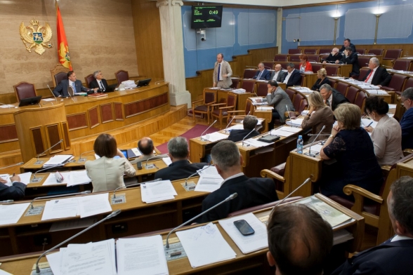 Danas nastavak devete śednice prvog redovnog zasijedanja Skupštine Crne Gore u 2015. godini