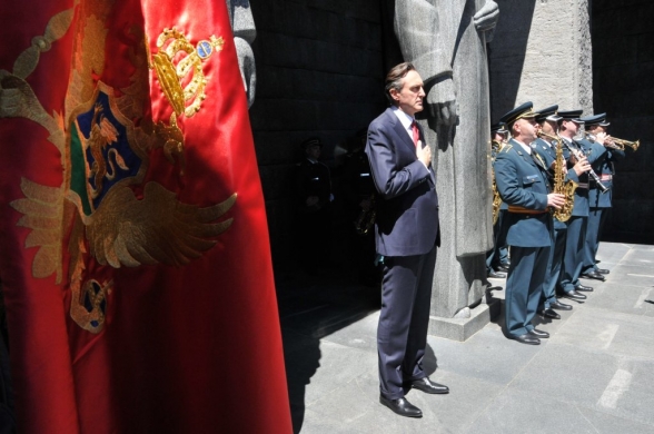 The President of the Parliament of Montenegro laid down the laurel wreath on the Mausoleum of Petar II Petrović Njegoš according to tradition