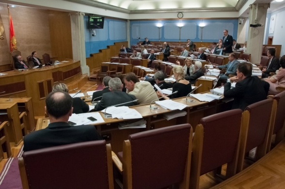 Nastavljena deseta śednica prvog redovnog zasijedanja Skupštine Crne Gore u 2014. godini