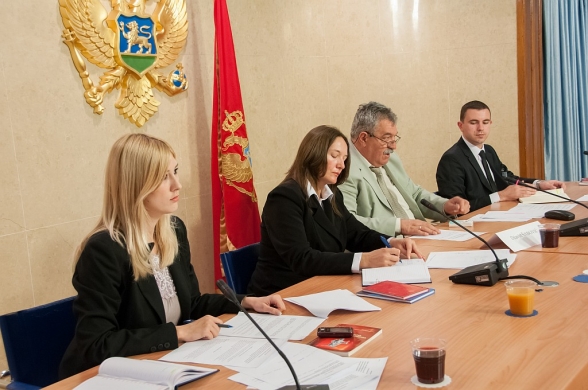 The Seventeenth meeting of the Legislative Committee held