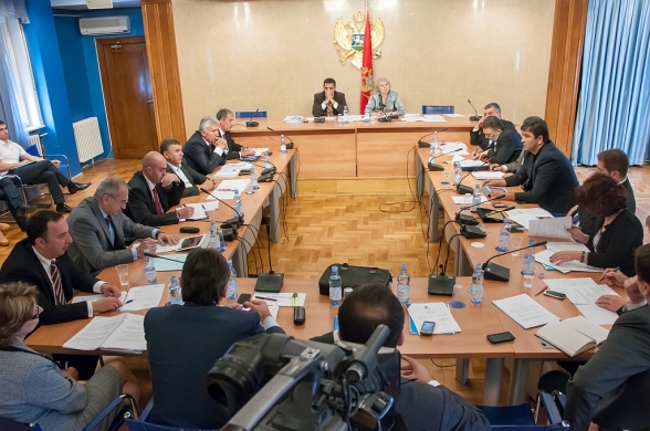 Thirteenth meeting of the Committee on Economy, Finance and Budget held
