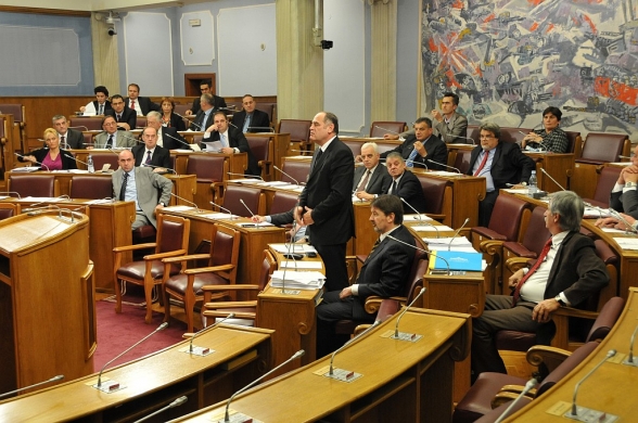 Today – Continuation of the Sixth Sitting of the Second Ordinary Session of the Parliament of Montenegro in 2013