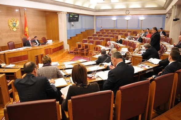 Šesta śednica drugog redovnog zasijedanja Skupštine Crne Gore u 2013. godini – drugi dan