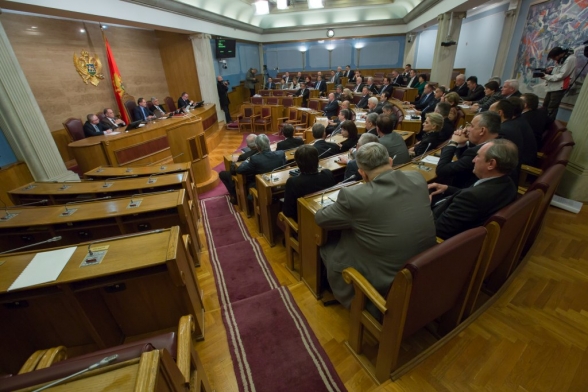 Sitting of the First Extraordinary Session in 2015 starts
