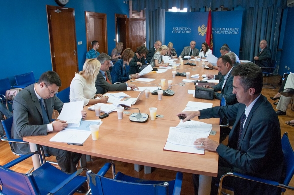19th meeting of the Committee on Political System, Judiciary and Administration held