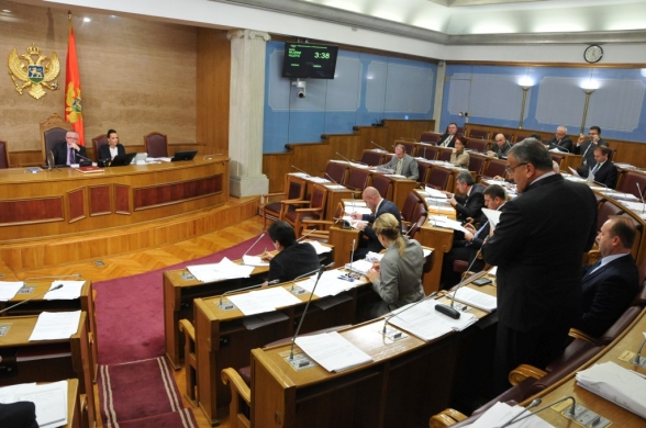 Fourth Sitting of the Second Ordinary Session in 2014 –day ten